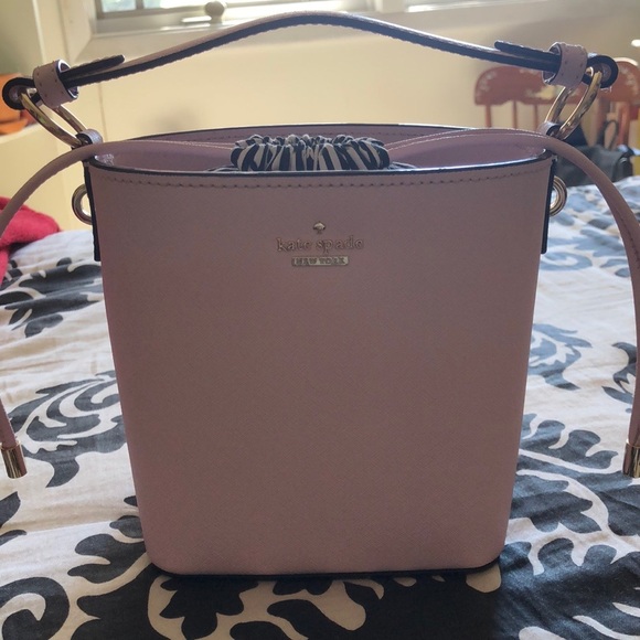 Kate Spade Pippa Bucket Bag - Picture 3 of 10
